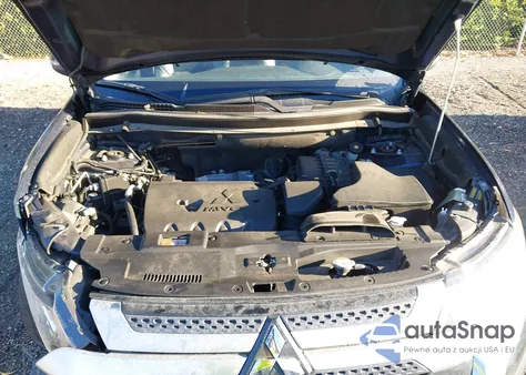 2020 Mitsubishi Outlander Se 2.4 z USA, uszkodzony, nr VIN JA4AD3A39LZ004691